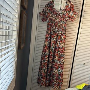 Floral Maxi Dress with Short Sleeves